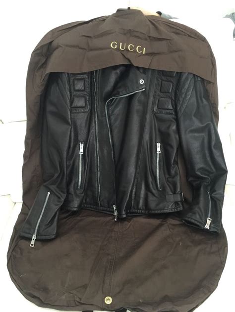 cazadora de hombre gucci